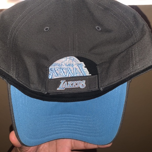 Los Angeles Lakers SnapBack - Picture 3 of 4